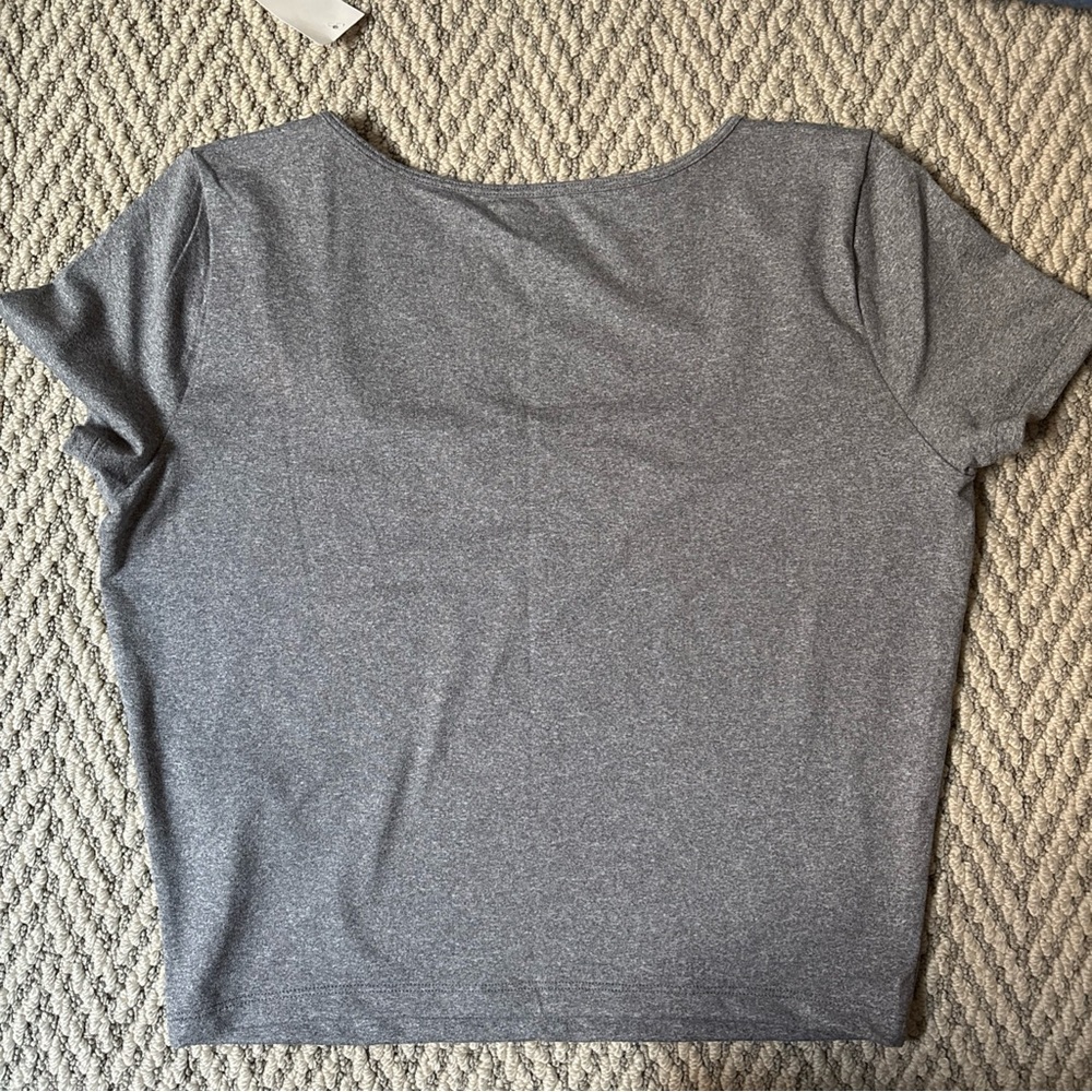 Hollister Women's Charcoal Crop Top - Picture 2 of 2